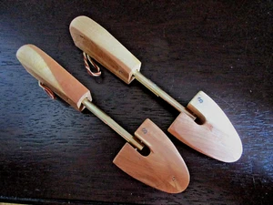 Cedar Wood Shoe Stretcher Tree Forms Size Small and 10 " Long - Picture 1 of 5