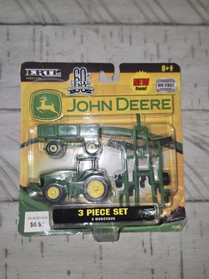 2006 John Deere 3 Piece Tractor And Wagon Set - Image 1 of 2