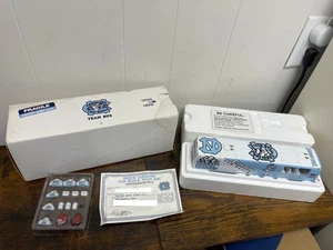 Danbury Mint UNC North Carolina Tar Heels Team Motorcoach Bus Modell - Bild 1 von 11