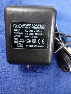 AC/DC Adaptor 240v 50hz 12volt 300ma Modal D41-12-300 Free Post - Afbeelding 1 van 5