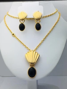 Signed Weingeroff VTG Gold Genuine Onyx/Tigers Eye Scarab 30” Necklace Clip on - Picture 1 of 5