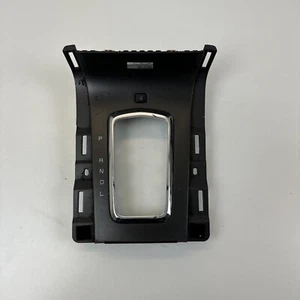2014 to 2016 LINCOLN MKT Gear Shift Bezel Trim Finish Panel 1561F - Picture 1 of 3