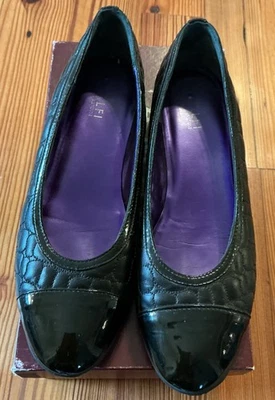 Amalfi By Rangoni Ciria Nena Nappa Cuero Negro Pisos Talla 9 S (AAA) USADO EN EXCELENTE ESTADO Foto 1 de 4