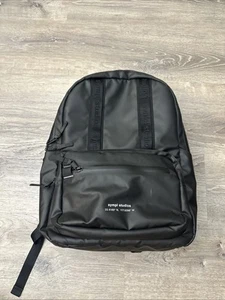 SYMPL Studios Rucksack - Schwarz Laptop Commuter Daypack 20L - Bild 1 von 10