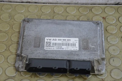 25214 Centralina motore Vw Polo 9N3 1.2 b dal 2005 al 2009 cod 03d906023 - Immagine 1 di 3