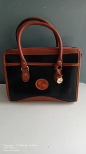 Dooney Bourke Schwarz Vintage Arzttasche Umhängetasche Allwetter Leder Retro - Bild 1 von 6