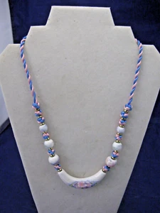 WOMAN'S NECKLACE W CORD AND FLORAL PORCELAIN BEADS - UNUSUAL - Picture 1 of 5