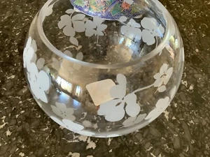 Kate Spade New York Stiefmütterchen Glasschale 6" Durchmesser NEU verpackt - Bild 1 von 5