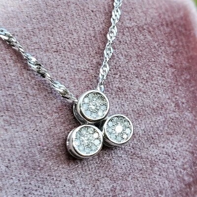 JUEGO DE ORO BLANCO MACIZO 14K-TRÍO BISEL MULTIDIAMANTE COLGANTE EN COLLAR DE 10K WG-18" Foto 1 de 4