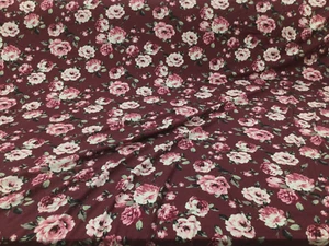Tela de ropa elástica de 4 vías de spandex de rayón estampada borgoña malva floral G302 - Imagen 1 de 1