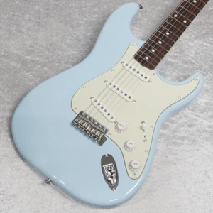 Fender / FSR Collection Traditional 60s Stratocaster Rosewood Daphne Blue 3.47kg - Picture 1 of 10