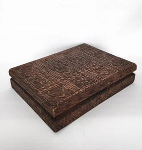Vintage Wooden Playing Card Box. Carved. Hinged Lid. Hearts. Clubs. Brown. - Picture 1 of 12