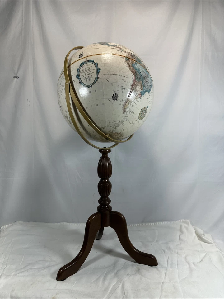DE COLECCIÓN REPOGLE 16 EN RELIEVE SERIE CLÁSICA GLOBO TERRÁQUEO MUNDIAL EN PEDESTAL DE MADERA DE 3 PATAS Foto 1 de 4
