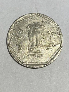 VERY RARE 1988 INDIA 1 RUPEE - FLAWED PLANCHET ERROR COIN!!!! - Bild 1 von 2