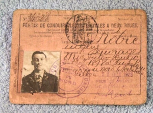 PERMIS DE CONDUIRE MOTOCYCLES A DEUX ROUES 1928 LILLE - Picture 1 of 1