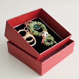 Creative Cute Green Snake Keychain with Rhinestones Fantastic Animal Keyring - Picture 1 of 4