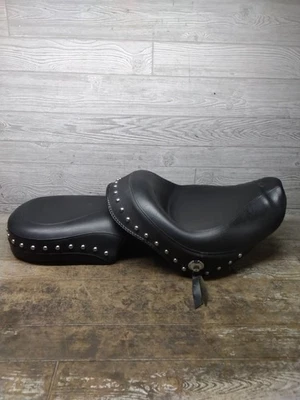 Par de asientos delanteros traseros para conductor pasajero Honda Shadow Ace 750 Deluxe Mustang 98-03 Foto 1 de 4