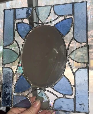 "Espejo colgante de pared abstracto ovalado de vitral azul personalizado de colección 7,75"" W 9"" T" Foto 1 de 4