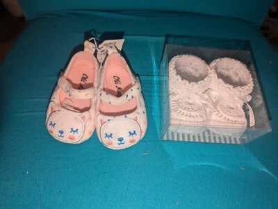 2 pares de zapatos para bebé niña gatos talla 1 nuevos con etiquetas, ganchillo talla 0-6 meses Foto 1 de 3