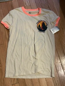 NEU Disney König der Löwen Hakuna Matata Tours T-Shirt Größe Small - Bild 1 von 2