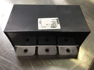 Condensador ASC - Enlace de bus inversor (IBL) 750vdc (2x) 320uF +\- 10% Montaje en panel - Imagen 1 de 4