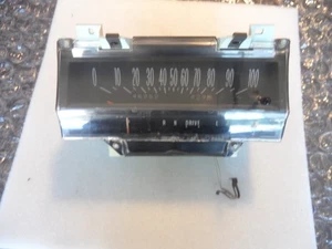 1976 Cadillac DASH INSTRUMENT CLUSTER SPEEDOMETER WITH CIRCUIT BOARD - - Picture 1 of 12