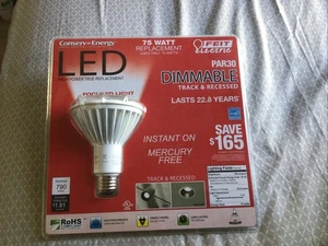 Feit Electric PAR30 LED Focused Light 75 WATT Replacement Uses 15 WATTS Dimmable - Picture 1 of 2