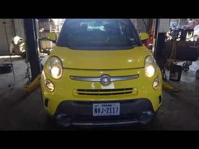 Rear Bumper 4 Door L Model Trekking With Park Assist Fits 14-17 FIAT 500 1078187 — 第 1/4 张图片