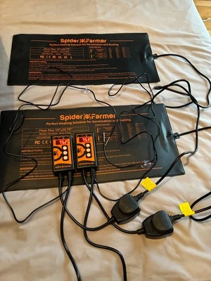 Spider Farmer Heat Mat 20'' x 10'' with Digital Thermostat Controller x 2 - Image 1 of 4