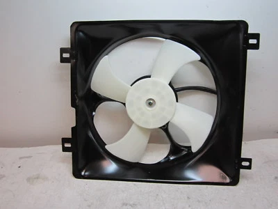 Ventilador de refrigeración nn70978 Mitsubishi Eclipse 1995 1996 1997 1998 1999 mercado de accesorios Foto 1 de 3