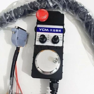 ONE New YCM IHDW-BLACS-IM-D25 Handwheel Handy Pulser Manual Generator - Picture 1 of 2