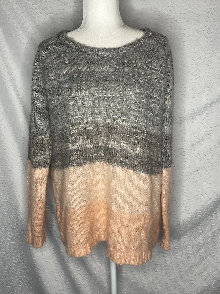 Urban Outfitters Kimchi Blue Fuzzy Gray Peach Mohair Blend Sweater M Oversized - Изображение 1 из 4