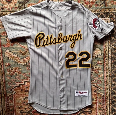 Camiseta Andrew McCutchen MLB Pittsburgh Pirates Auténtica Majestuosa TBTC, Talla 40 Foto 1 de 4