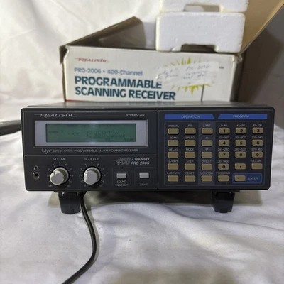 REALISTIC Pro 2006 AM/FM Scanning Receiver Model 20-145 Optoscan 456 400 Channel - Image 1 of 4
