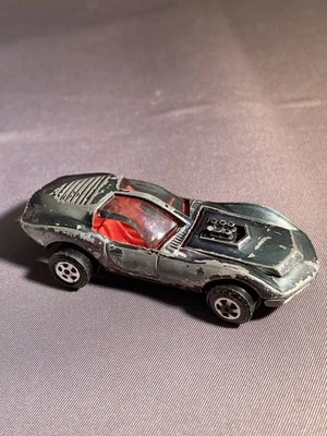 Johnny Lightning Topper 1970 Tiburón Mako Personalizado en Verde con Interior Rojo Foto 1 de 4