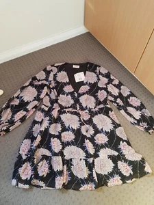 Showpo Dress Size AU 8 - Picture 1 of 4