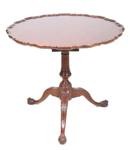Baker Historic Charleston Carved Chippendale Mahogany Pie Crust Tilt Top Table Cover