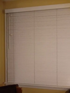 Bali 1" Wood Blind W 64.8"/H 62.25", Color White, w Valance. CT local pickup - Picture 1 of 3