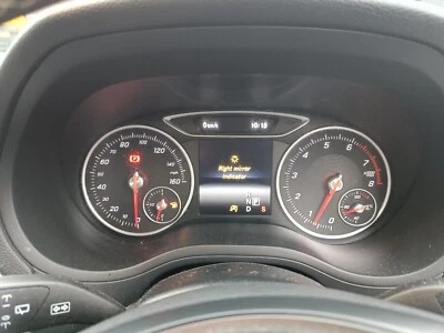 2016 MERCEDES BENZ B180 INSTRUMENT CLUSTER SPEEDOMETER DASH CLOCKS - Image 1 of 4