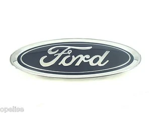 Genuine New FORD FRONT GRILLE BADGE Emblem For Fiesta Mk7 from 2013+ Focus 2014+ - Picture 1 of 3