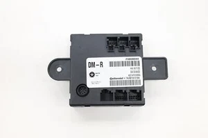 Módulo de control de puerta corredera trasera derecha Chrysler Pacifica 2017-2025 OEM 68508894AB - Imagen 1 de 12
