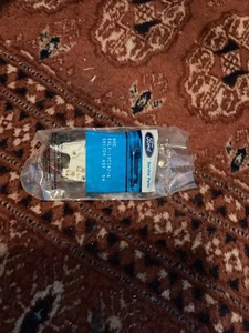 Interruptor de desmontaje de maletero Lincoln Mark VII 1984-1989 (E6LY19C542A) NOS - Imagen 1 de 2