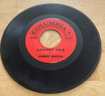 JOHNNY HORTON - Johnny Reb/ Sal's Got a Sugar Lip - Vinyl 45 RPM Play tested VG+ - Image 1 of 4
