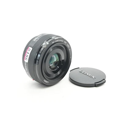Panasonic Lumix G 20mm f1.7 II ASPH Lens MFT H-H020A #496 - Image 1 of 4