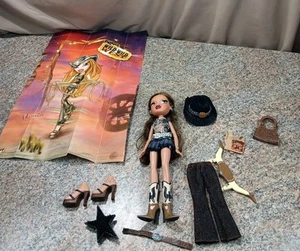 Bratz Wild Wild West Yasmin Puppe Cowgirl fast vollständig mit Zubehör kostenloser Versand - Bild 1 von 18