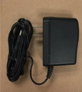 Fuente adaptador de alimentación de CA para escritorio Seagate FreeAgent ST310005FDA2E1-RK WA-24E12 - Imagen 1 de 3