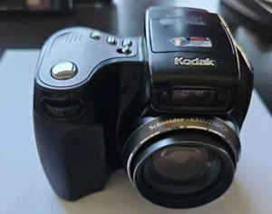 Kodak EasyShare DX7590 Digital Camera with 2 Battery PARTS ONLY - Picture 1 of 4