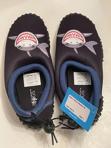 Zapatos Zoogs Niños Neopreno Playa y Piscina Agua Tiburón Negro Talla 1 - Imagen 1 de 4