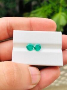 Matched Pair Natural Vivid Green Emerald 4.50 MM Round Cut Gemstone For Jewelry