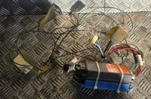 2005-2010 TOYOTA RAV 4 MK 3 STEERING WHEEL CONTROL MODULE WITH WIRING LOOM - Picture 1 of 3